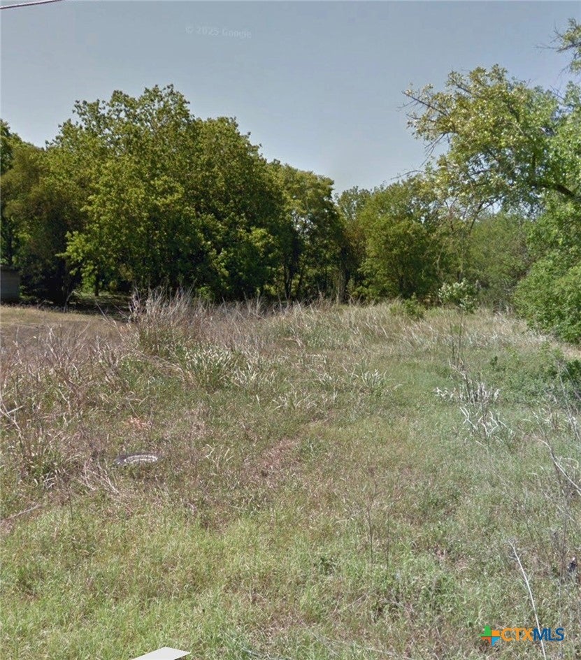 Photo 1 of 4 — 737 Newton Avenue, Seguin, TX 78155