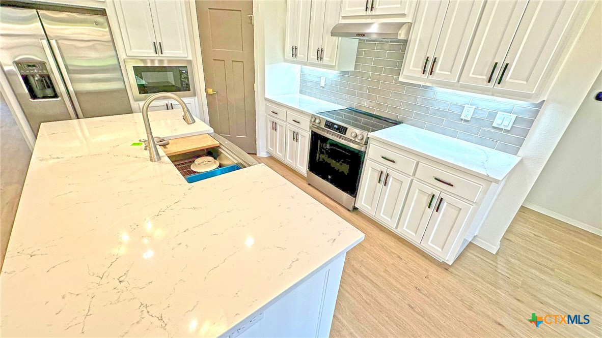 1495 Walker Place Boulevard