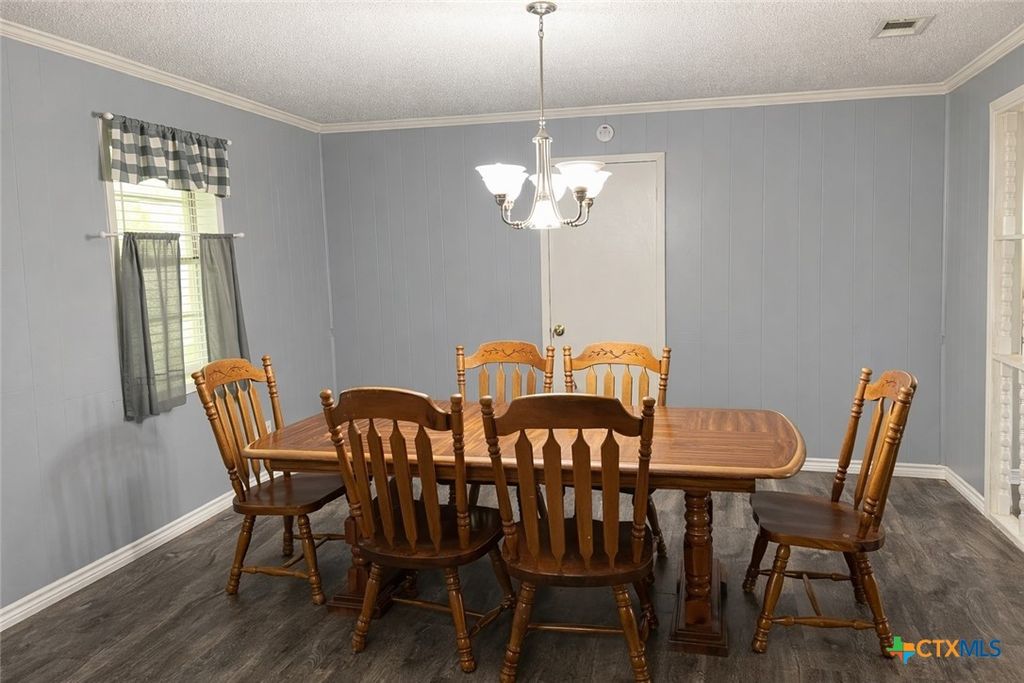 Photo of 6 Gulf Avenue, Rogers, TX 76569 (MLS # 610347)