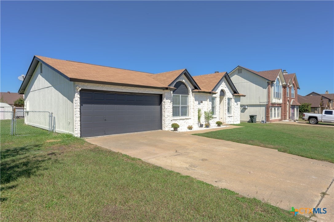 4907 Parkwood Drive