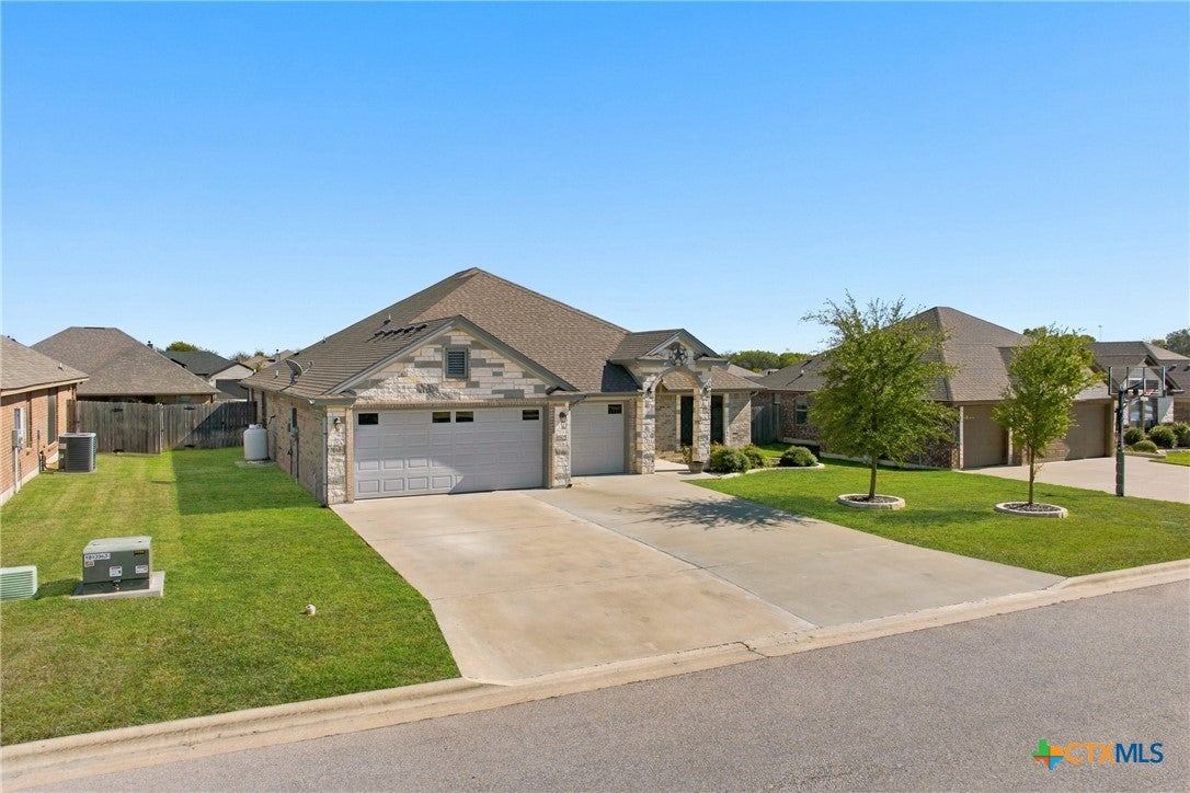 605 Willow Drive