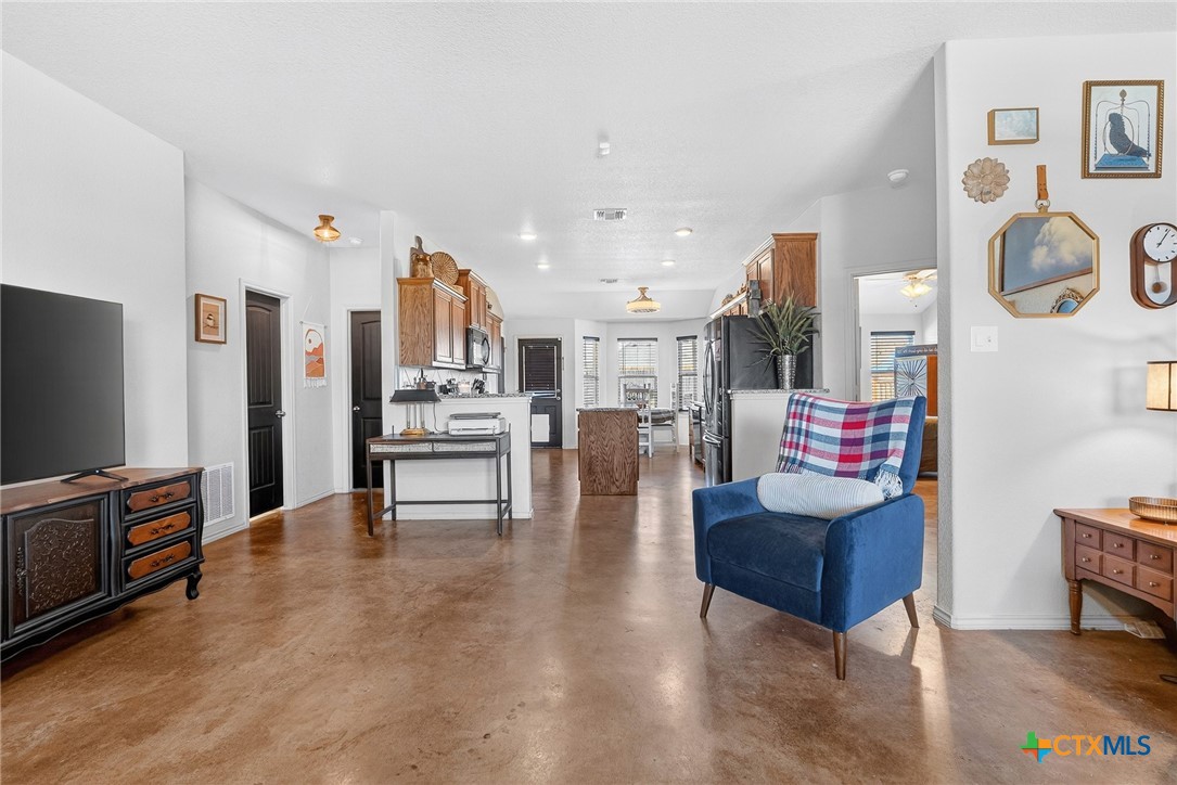 6805 Oliver Loving Drive