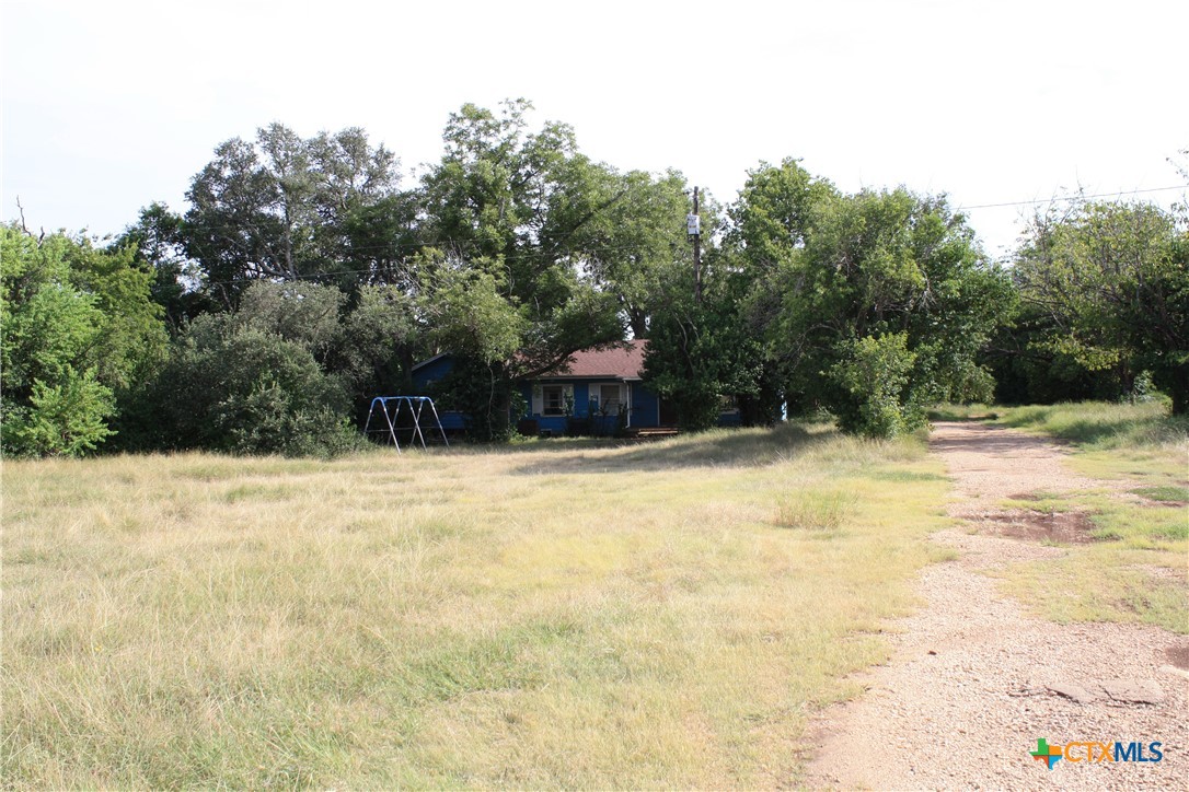 3891 W US Highway 190