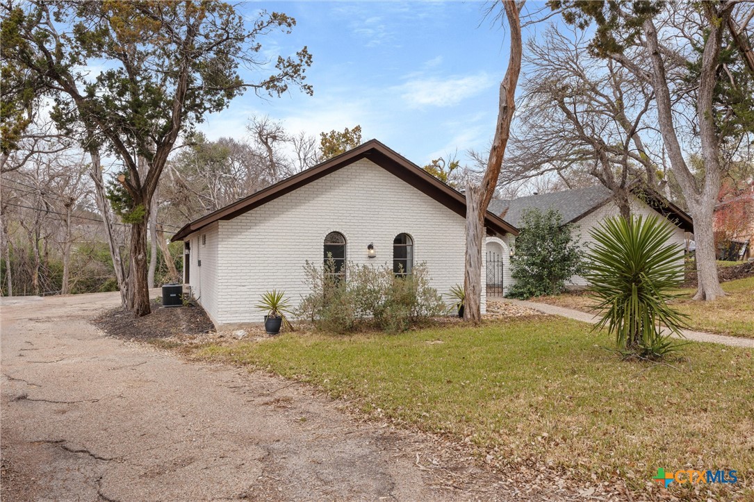 2510 Quail Trail