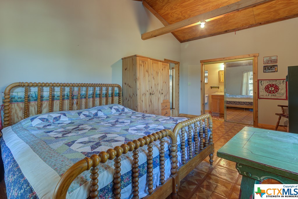 New Braunfels, Texas 78132, United States, 2 Bedrooms Bedrooms, ,3 BathroomsBathrooms,Residential,Active,73870