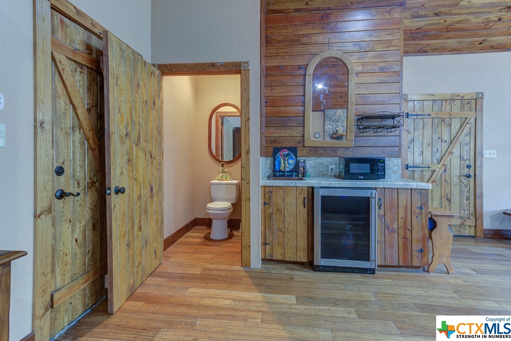 New Braunfels, Texas 78132, United States, 2 Bedrooms Bedrooms, ,3 BathroomsBathrooms,Residential,Active,73870