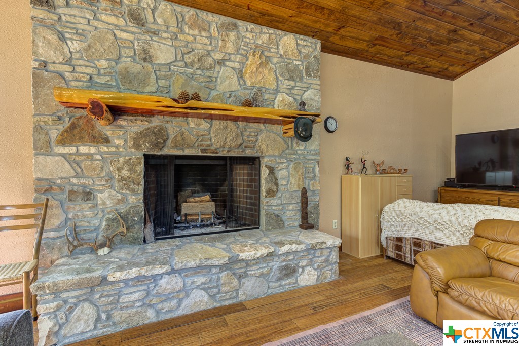 New Braunfels, Texas 78132, United States, 2 Bedrooms Bedrooms, ,3 BathroomsBathrooms,Residential,Active,73870