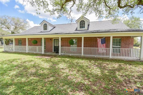 Photo of 4427 County Road 382, Louise, TX 77455 (MLS # 616739)
