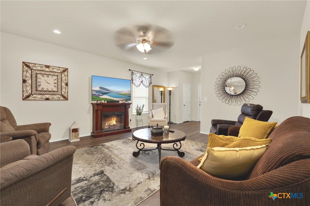 Photo of 124 Laurel Grace Lane, New Braunfels, TX 78130 (MLS # 621538)