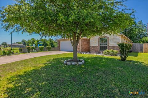 Photo of 2813 BURLINGTON, Temple, TX 76504 (MLS # 615411)