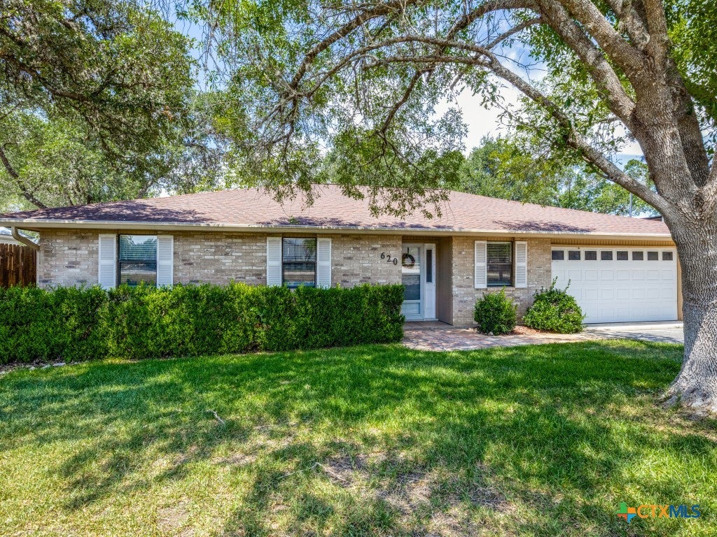Photo of 620 Lake Island Drive, Canyon Lake, TX 78133 (MLS # 577451)