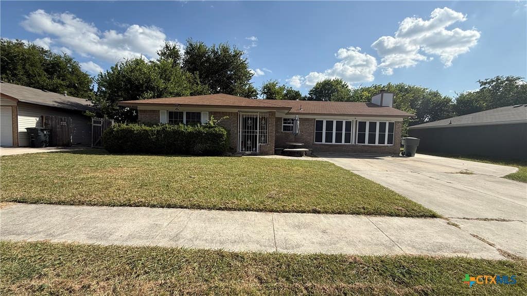 Photo of 1510 Mccarthy Avenue, Killeen, TX 76549 (MLS # 622609)