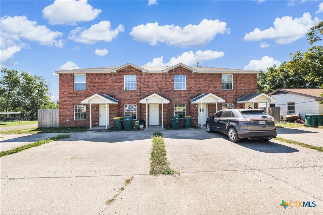 106 Bluebonnet Street