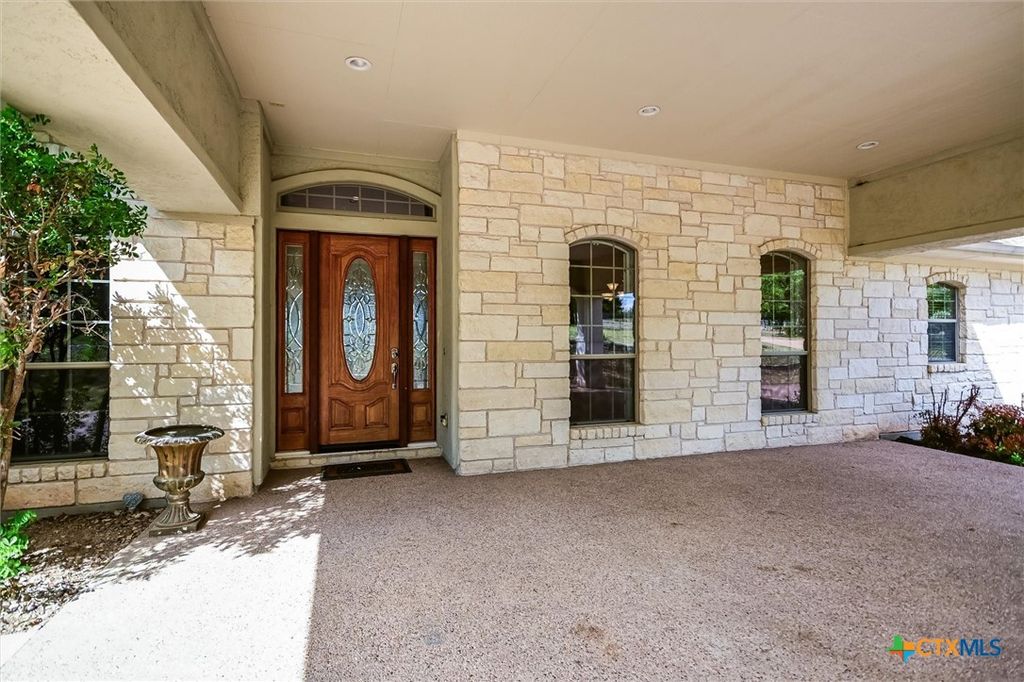 Photo of 19620 Single Peak Cove, Spicewood, TX 78669 (MLS # 610940)