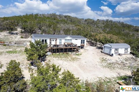 A home in Hondo