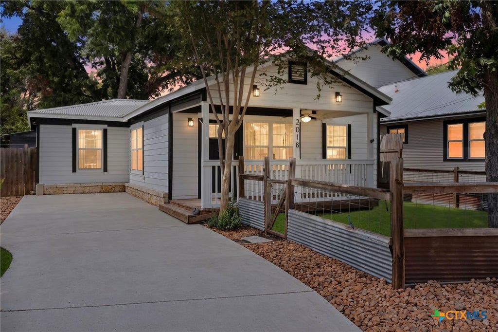 Photo of 2018 Katy Street, New Braunfels, TX 78130 (MLS # 625140)