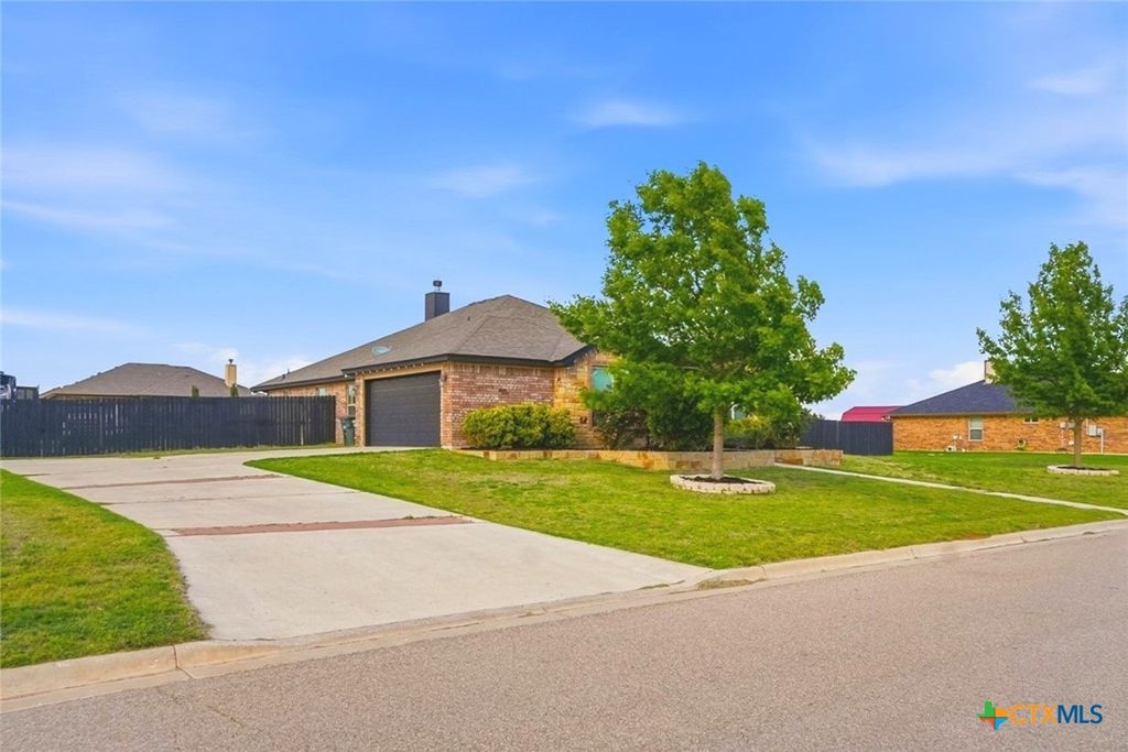 Photo of 3110 Saint Luke Street, Salado, TX 76571 (MLS # 610040)