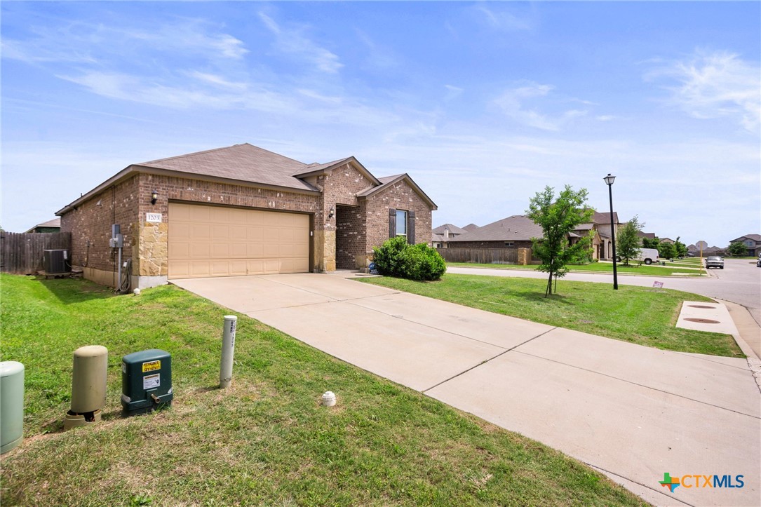 1203 Daffodil Drive
