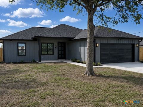 Photo of 209 Haller Street, Yoakum, TX 77995 (MLS # 612454)