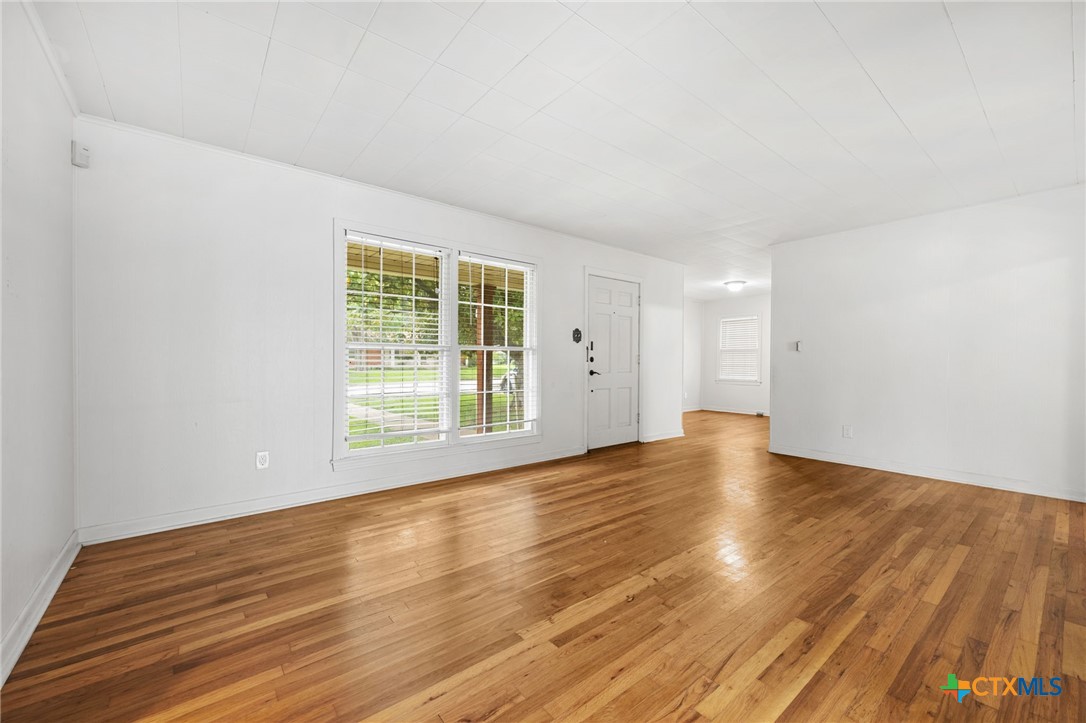 510 W Thompson Avenue