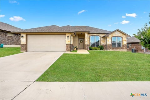 Photo of 8305 Grayson Trail, Killeen, TX 76542 (MLS # 626093)