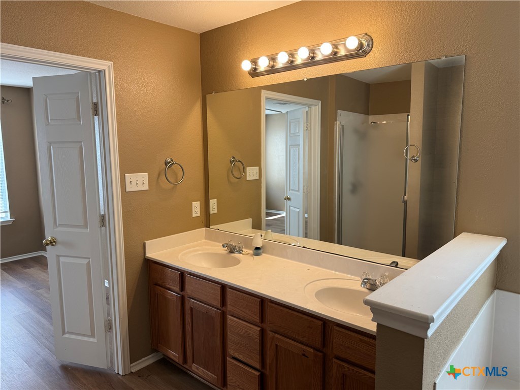 4402 Golden Gate Drive