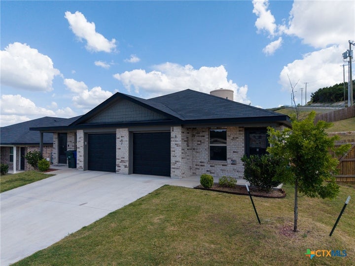 Photo 1 of 24 — 102 Lost Trail B, Copperas Cove, TX 76522