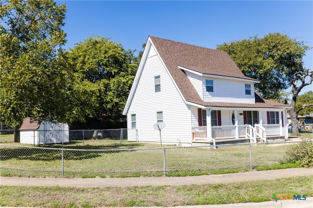 Photo of 2308 Post Oak Avenue, Copperas Cove, TX 76522 (MLS # 628242)