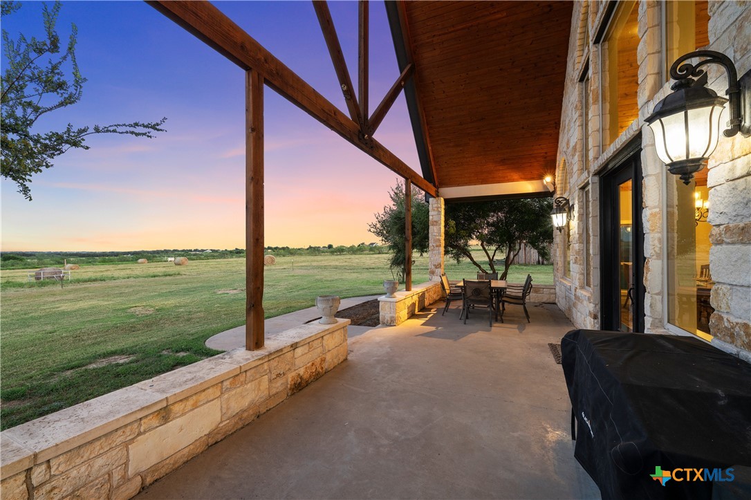 15949 E US Highway 190