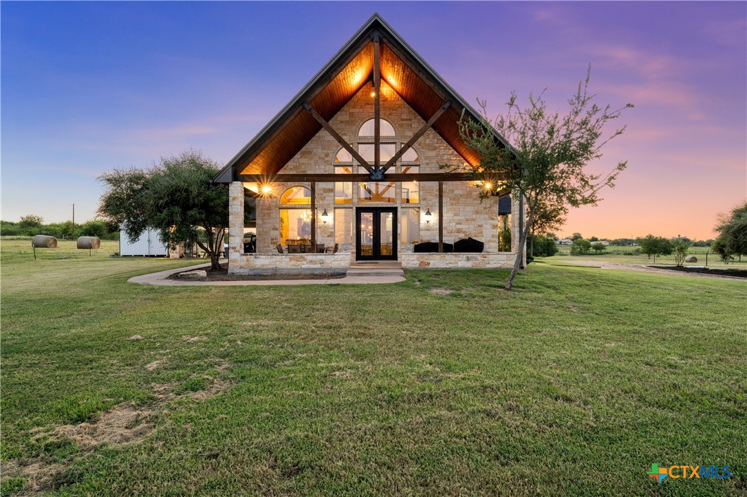 15949 E US Highway 190