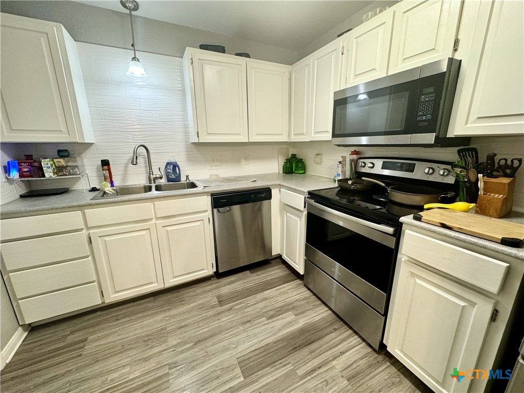 Photo of 913 Filly Lane, Temple, TX 76504 (MLS # 611216)