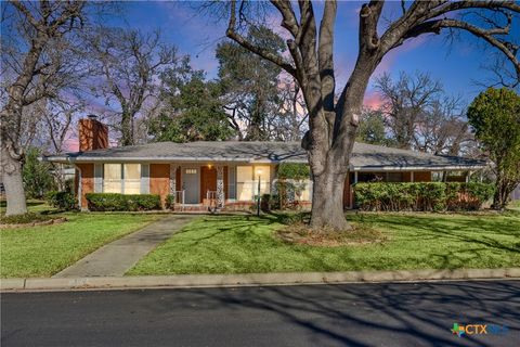 Photo of 3114 Pecan Drive, Temple, TX 76502 (MLS # 602216)