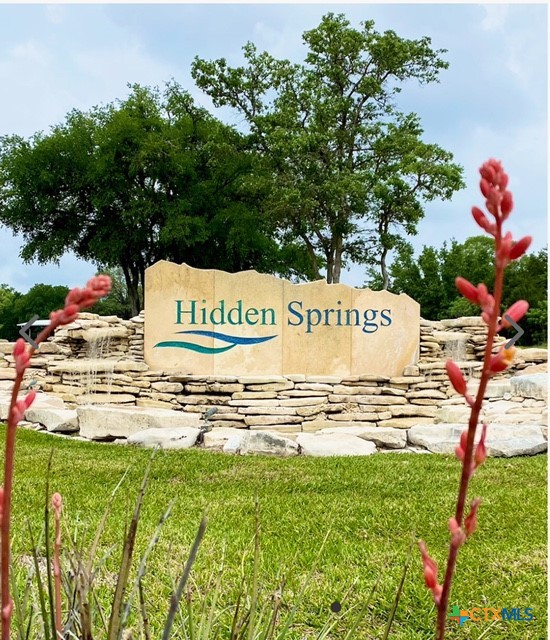 1218 E Creekview Drive