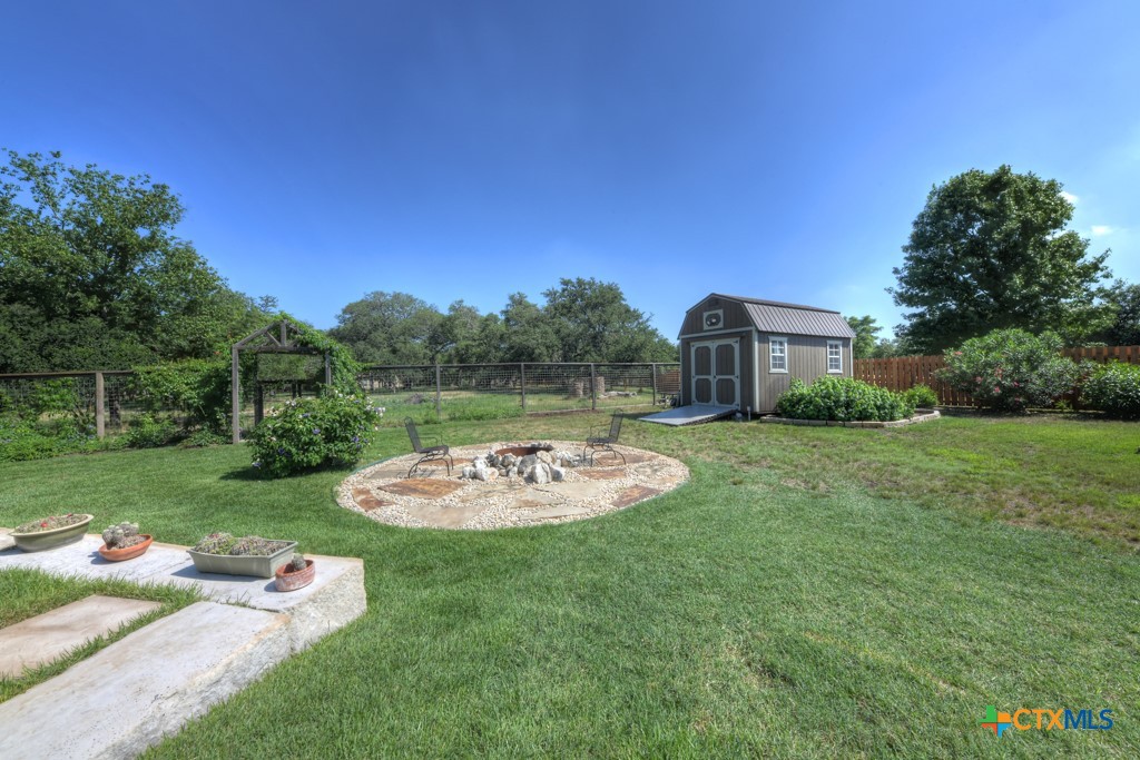 New Braunfels, Texas 78132, United States, 3 Bedrooms Bedrooms, ,2 BathroomsBathrooms,Residential,Pending,55533