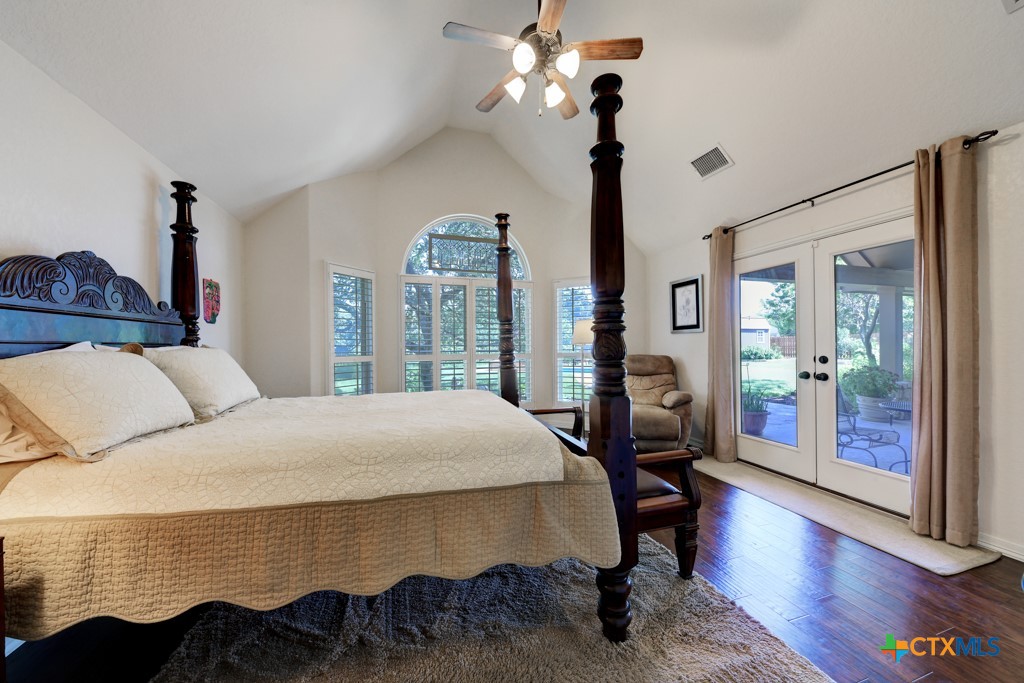 New Braunfels, Texas 78132, United States, 3 Bedrooms Bedrooms, ,2 BathroomsBathrooms,Residential,Pending,55533