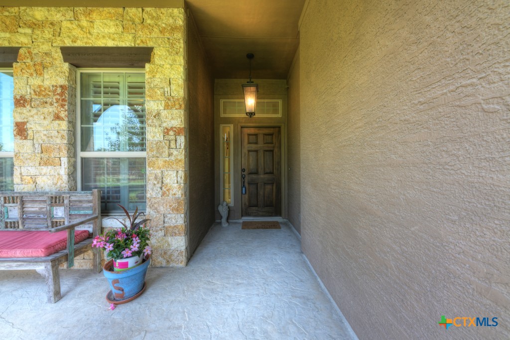 New Braunfels, Texas 78132, United States, 3 Bedrooms Bedrooms, ,2 BathroomsBathrooms,Residential,Pending,55533