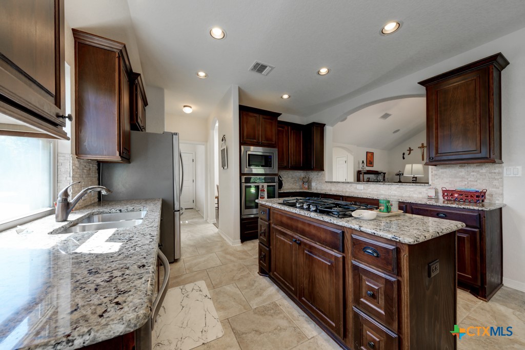 New Braunfels, Texas 78132, United States, 3 Bedrooms Bedrooms, ,2 BathroomsBathrooms,Residential,Pending,55533