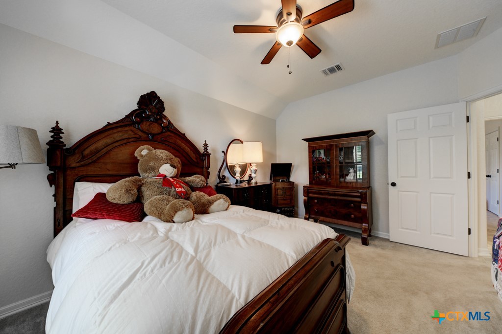 New Braunfels, Texas 78132, United States, 3 Bedrooms Bedrooms, ,2 BathroomsBathrooms,Residential,Pending,55533