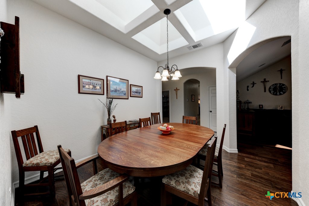 New Braunfels, Texas 78132, United States, 3 Bedrooms Bedrooms, ,2 BathroomsBathrooms,Residential,Pending,55533