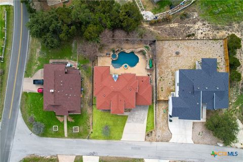 A home in Lago Vista