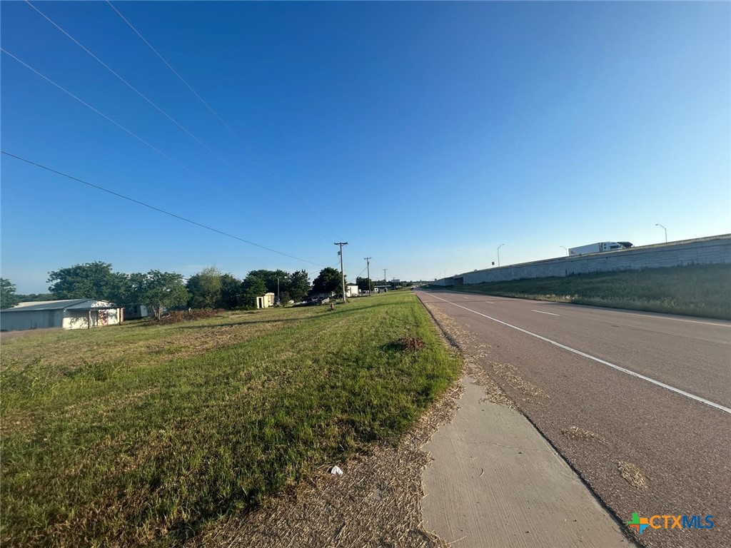 13495 N Interstate Hwy 35