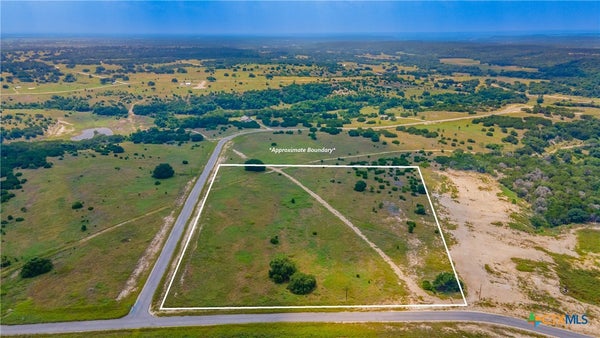 300 GRANT ST, MCGREGOR, TX 76657 - Image 6dec36ea2542fdfe39740a0da359cba3/271979856