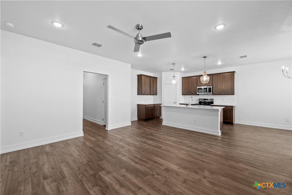Photo of 417 Mustang Loop, Nolanville, TX 76559 (MLS # 622858)