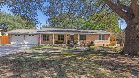 Photo of 111 Mission Drive, New Braunfels, TX 78130 (MLS # 608429)