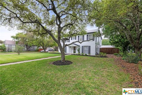 A home in Beeville