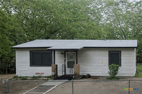Photo of 1127 Mark Street #D, Austin, TX 78721 (MLS # 601939)