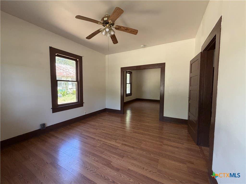 Photo of 112 Darst Street, Gonzales, TX 78629 (MLS # 623250)
