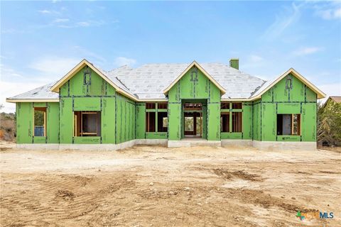 Photo of 611 Parkview Place, Canyon Lake, TX 78133 (MLS # 604484)