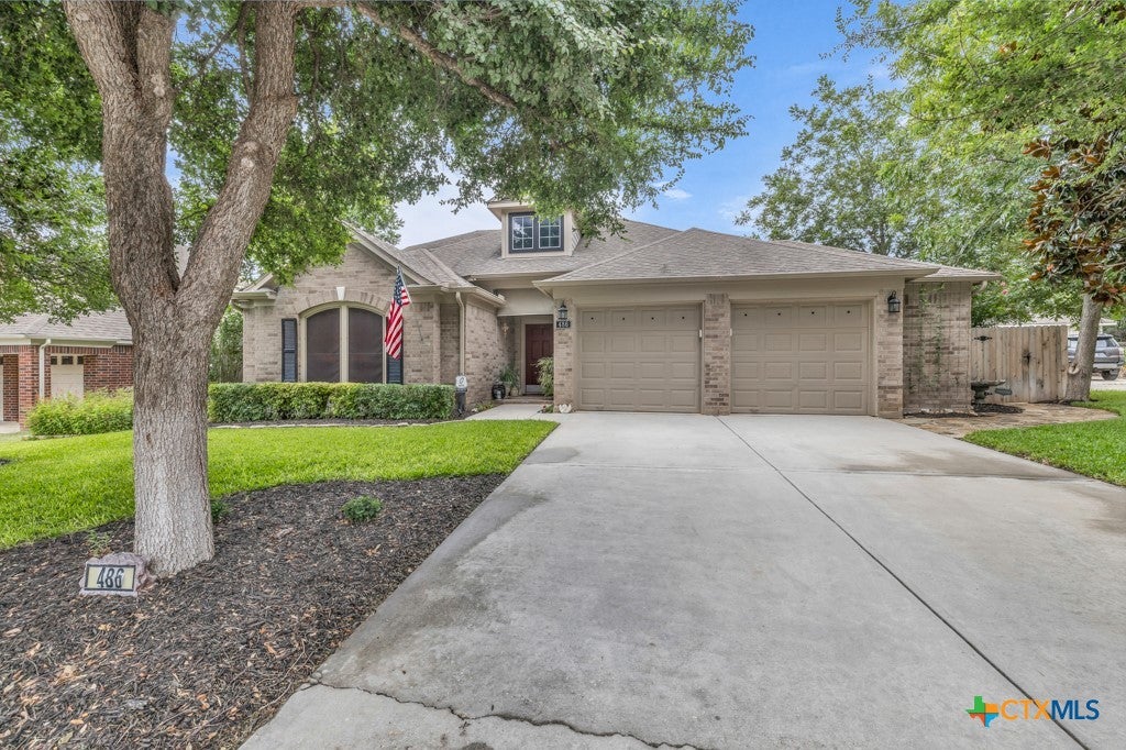 Photo of 486 Enchanted Oak, New Braunfels, TX 78132 (MLS # 587139)