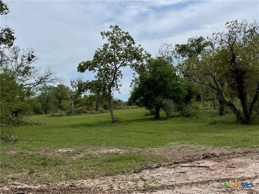 Photo 1 of 14 — 573 Robinhood Rd., Victoria, TX 77905